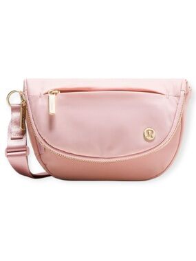 Lululemon All Night Festival Bag Micro 2L Pink Haze/Gold Crossbody